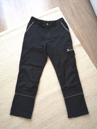 Robuste Arbeitshose schwarz mit Reflektorstreifen Gr. 44
