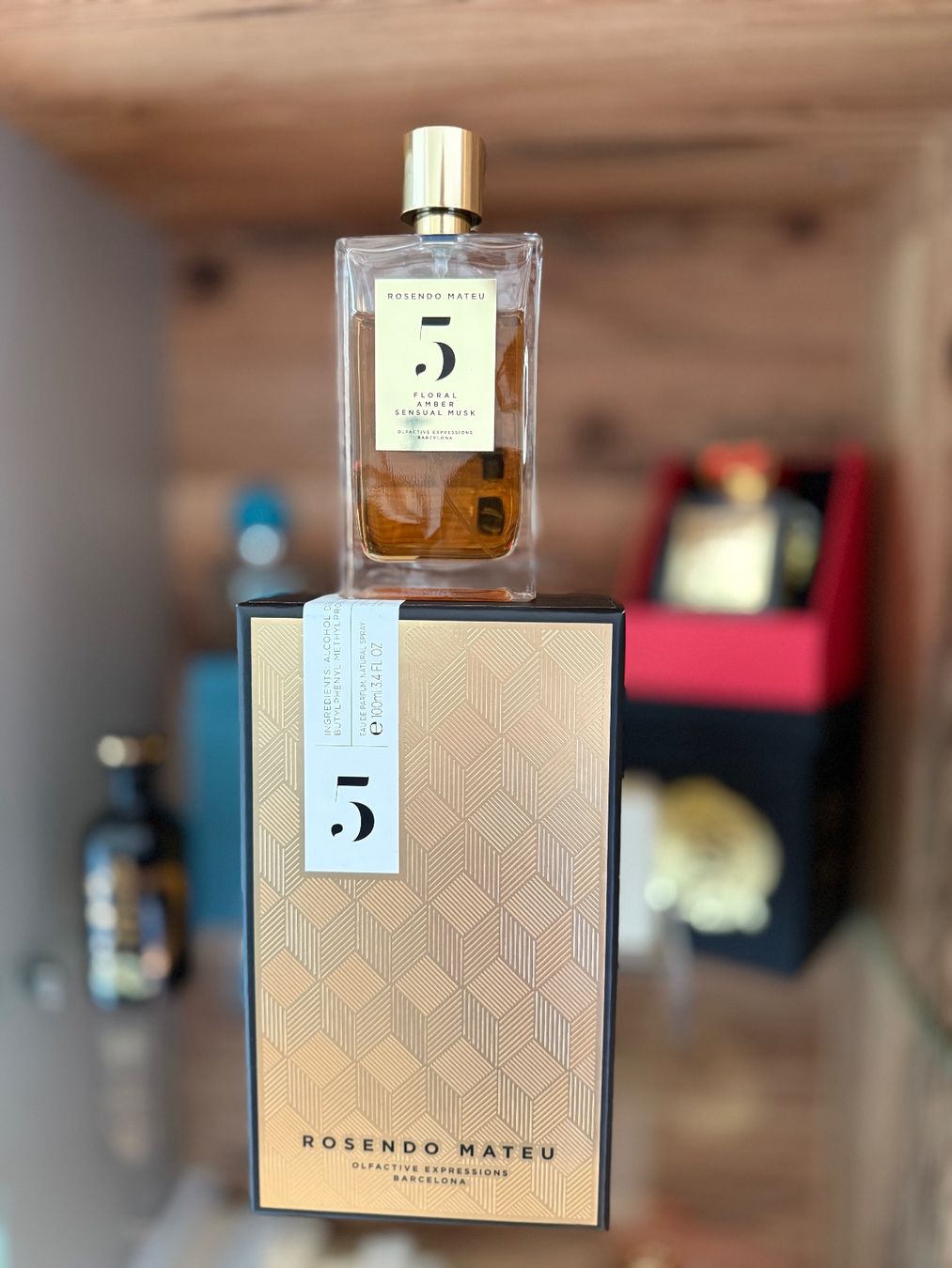 Profumi & Eau de Toilette: No. 5 Rosendo Mateu 100 ml – Usato da Ittigen venduto da iGeorgia