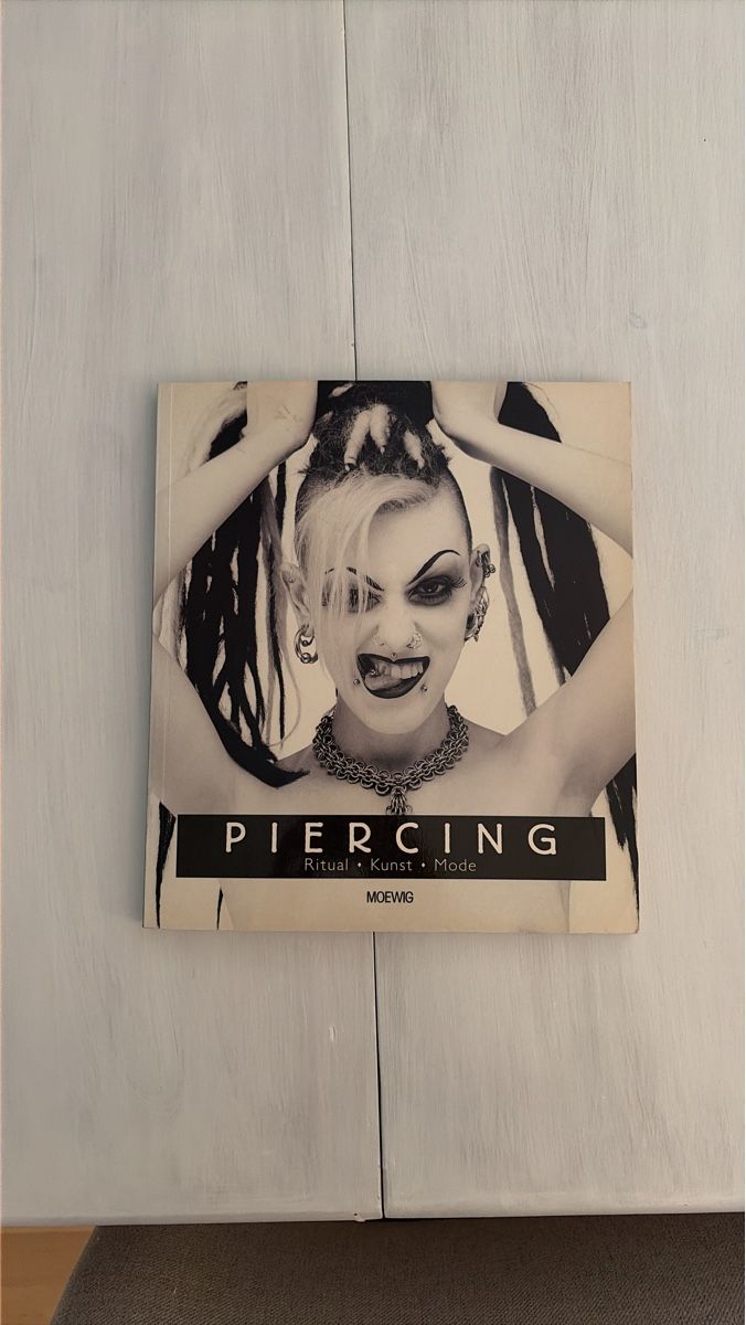 Livres: Buch PIERCING Ritual Kunst Mode Moewig gebraucht – D'occasion à Wilen b. Wollerau par KingDave