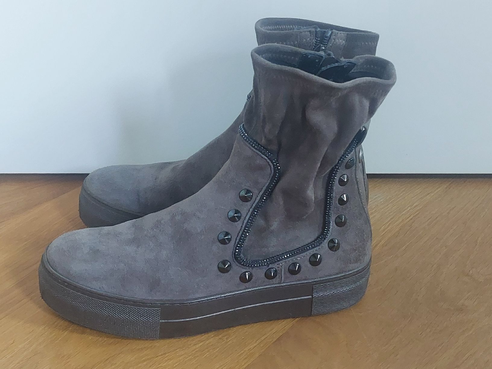 AGL Damenschuhe: AGL Stiefeletten 36 – Gebraucht aus Münchenstein von luksack 1