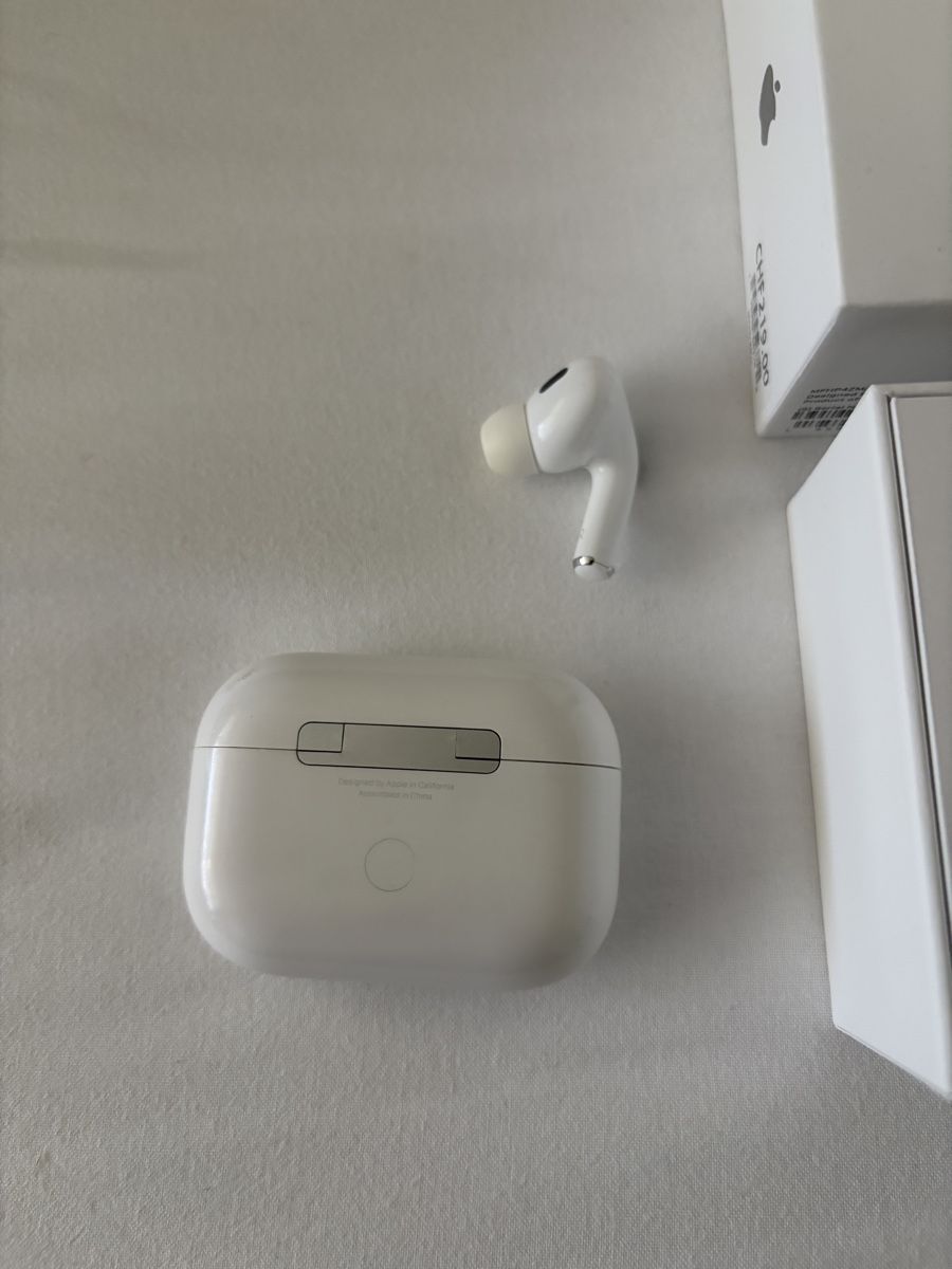 Apple Cuffie: Air Pods Pro 2 (2nd Gen) – Usato da Thalwil venduto da Miichael_G 3