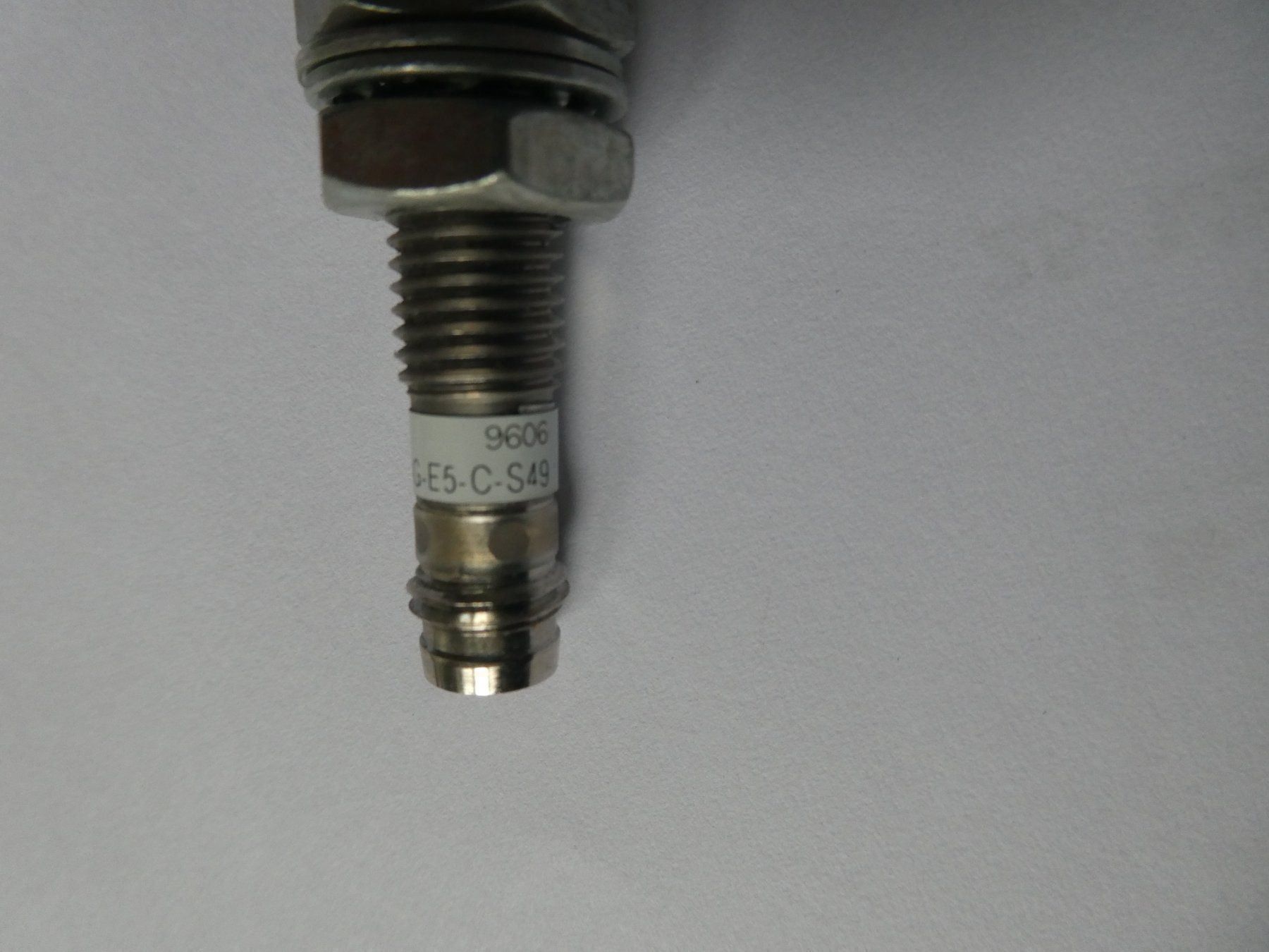Componenti elettronici: Initiator M8 von Balluff – Nuovo e nell'imballaggio originale da Fulenbach venduto da Hach0 1