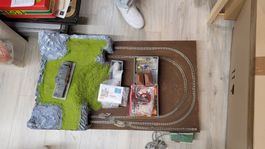 Spur N Anlage mit Gebäude Konvolut 102x60x5 cm