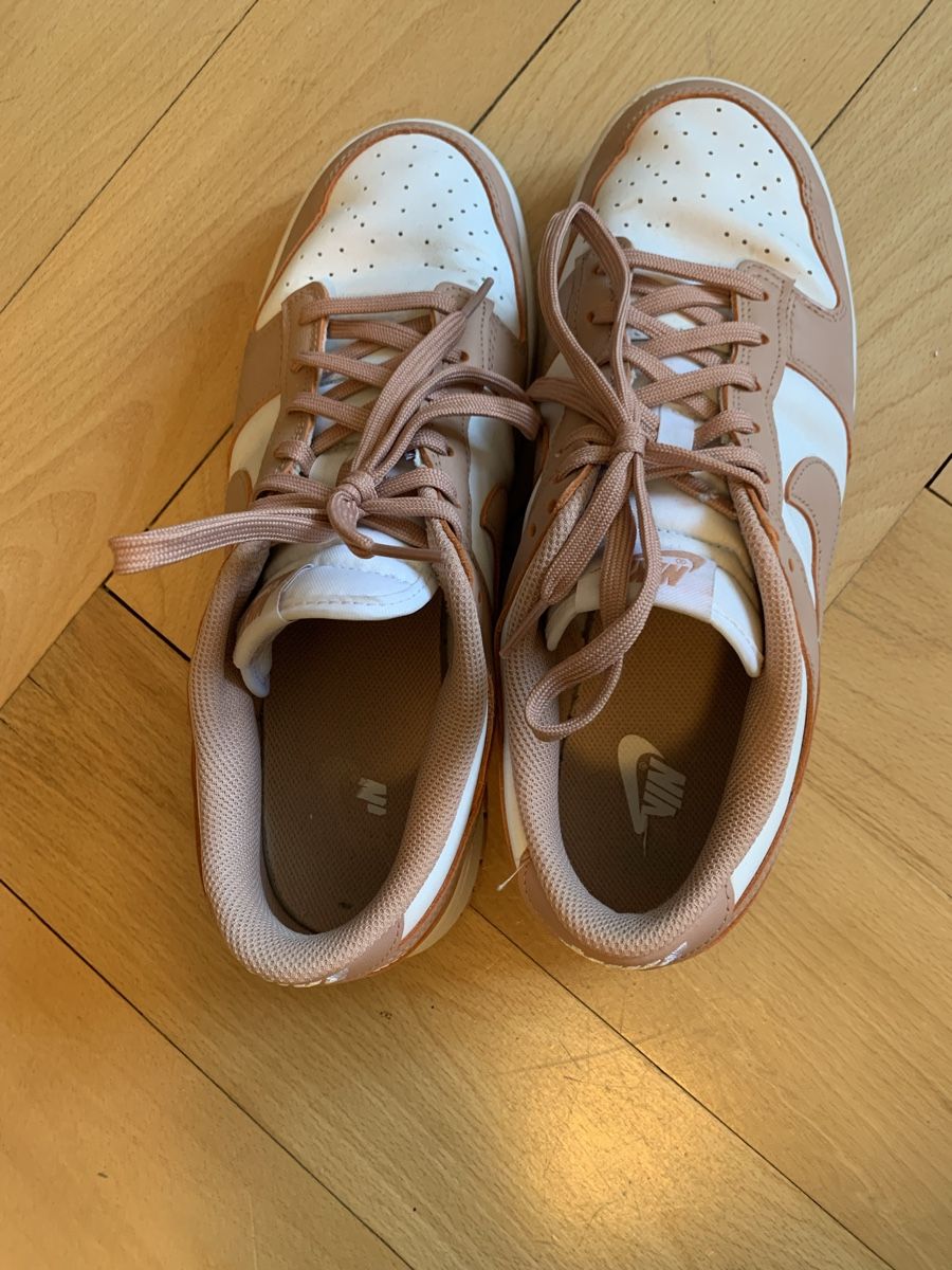 Nike Scarpe da uomo: Nike Dunk low (44,5) rose whisper – Nuovo (secondo la descrizione) da Zürich venduto da Herr.M. 1