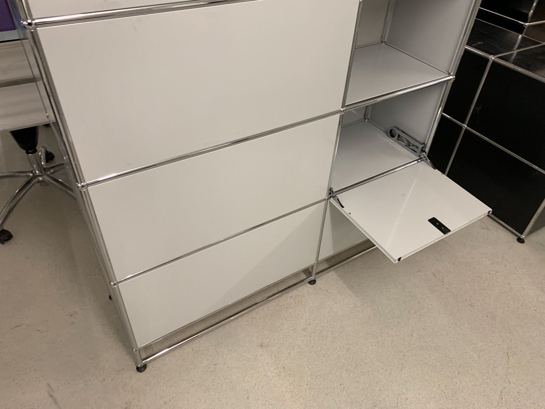 USM Scaffali: USM Highboard /empfangspult Lief Gratis – Usato da Thun venduto da Thuno6 4
