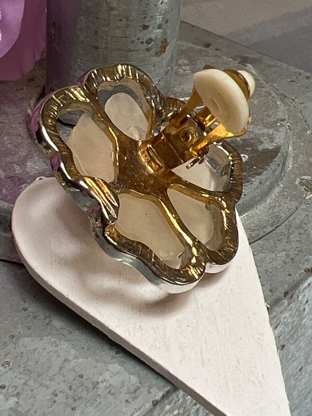 Ohrringe & -stecker: Schöne blumige Ohrclip – Gebraucht aus Seon von Sunny-Schmuck78 2