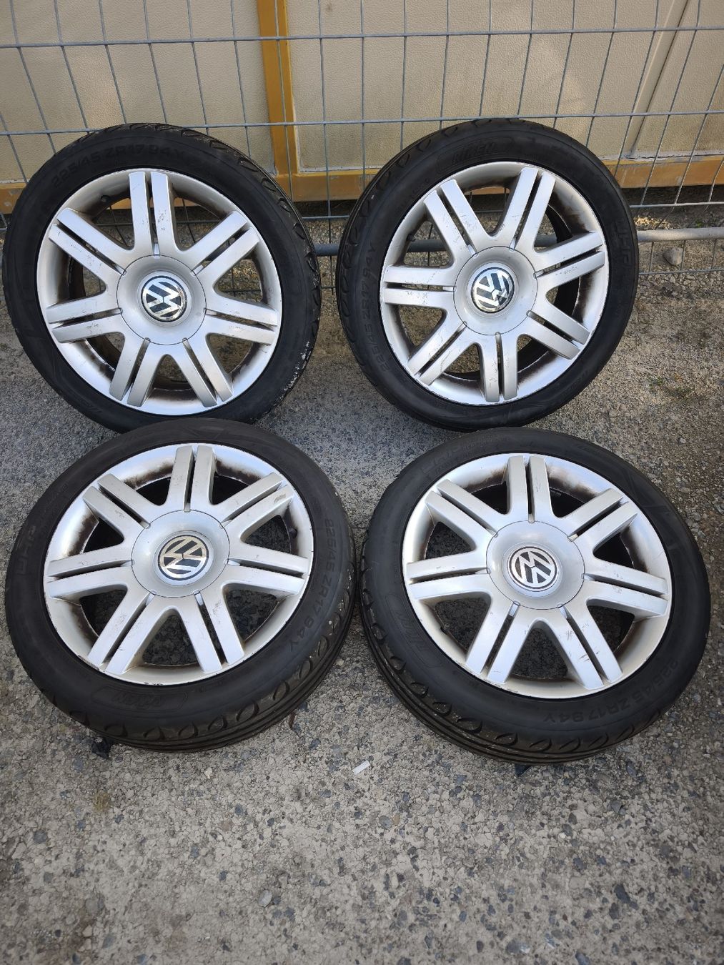 Volkswagen Jantes: VW Passat 3bg Felgen  – D'occasion à Hinwil par Legion88