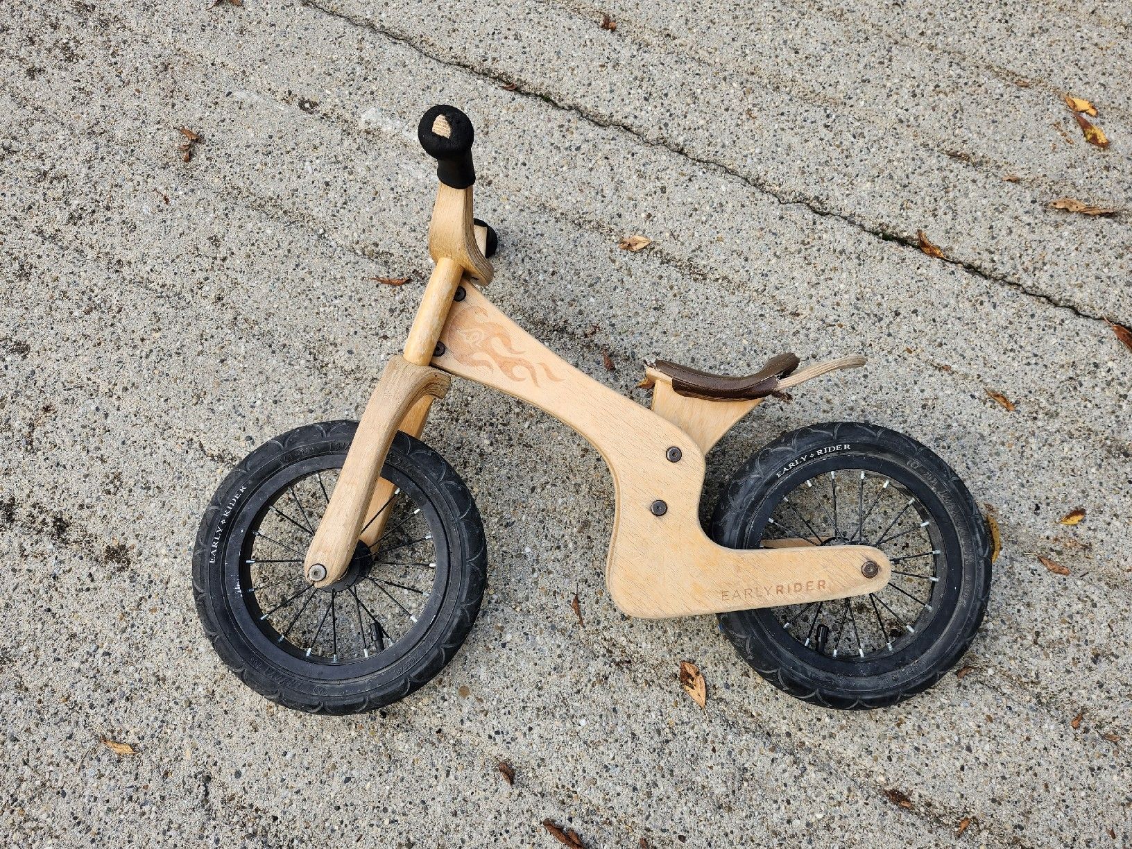 Likeabike Véhicules pour enfants: Laufrad Kinder – D'occasion à Winterthur par Wunda
