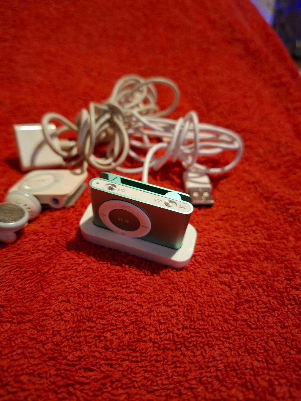 Apple Lecteur media portable: Apple iPod shuffle 2 Generation – D'occasion à Wittenbach par Nostalgie1965 1