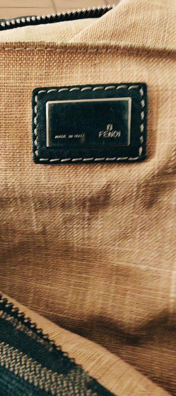Fendi Borse: Fendi Tasche – Usato da Nuglar venduto da Danivenividiundeasy 4