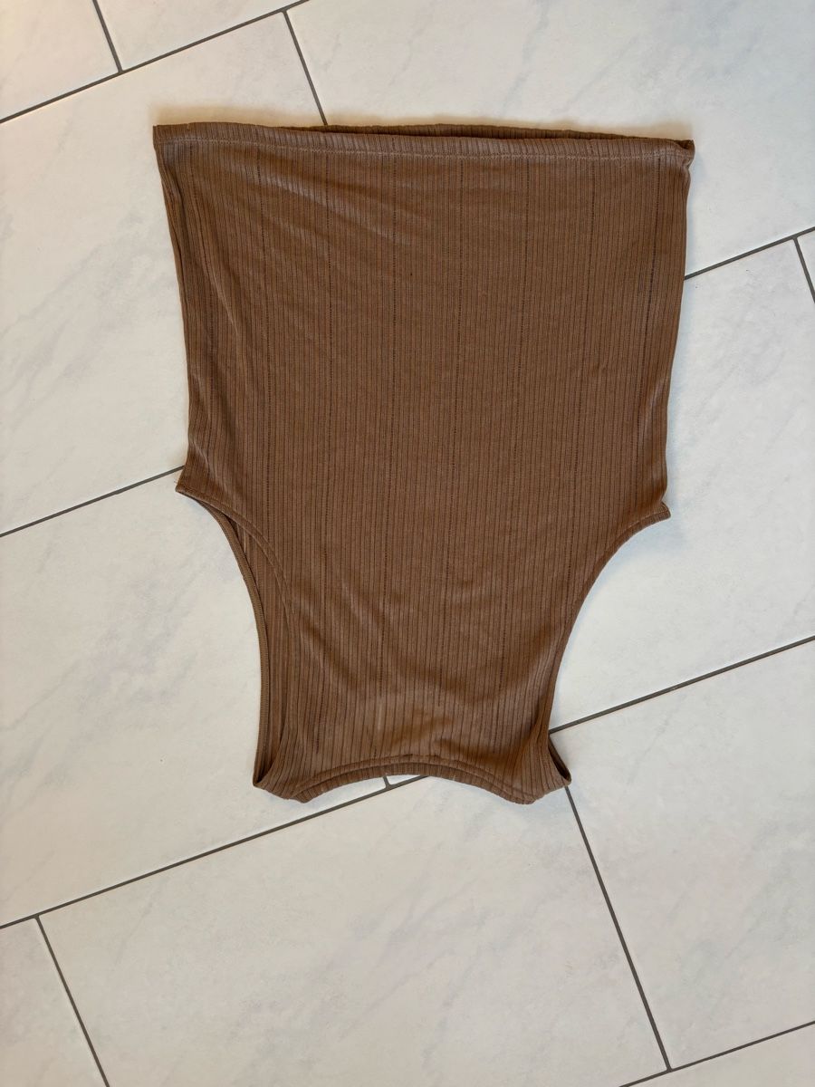 H&M Top: H&M Rippstrick-Top – Nuovo (secondo la descrizione) da Kirchberg BE venduto da LiiLaaLuu_98 1