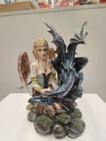 Elfe mit Drachen