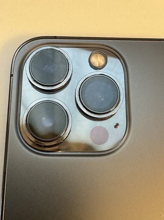 Apple Telefoni cellulari / Smartphones: Iphone 13 pro top fast keine gebrauchsspuren – Usato da Otelfingen venduto da Solon 2