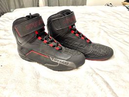 Gut erhaltene Vanucci Motorradstiefel, Grösse 42, Schwarz