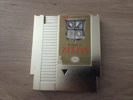 Jeu NES The Legend of Zelda cartouche dorée avec étui