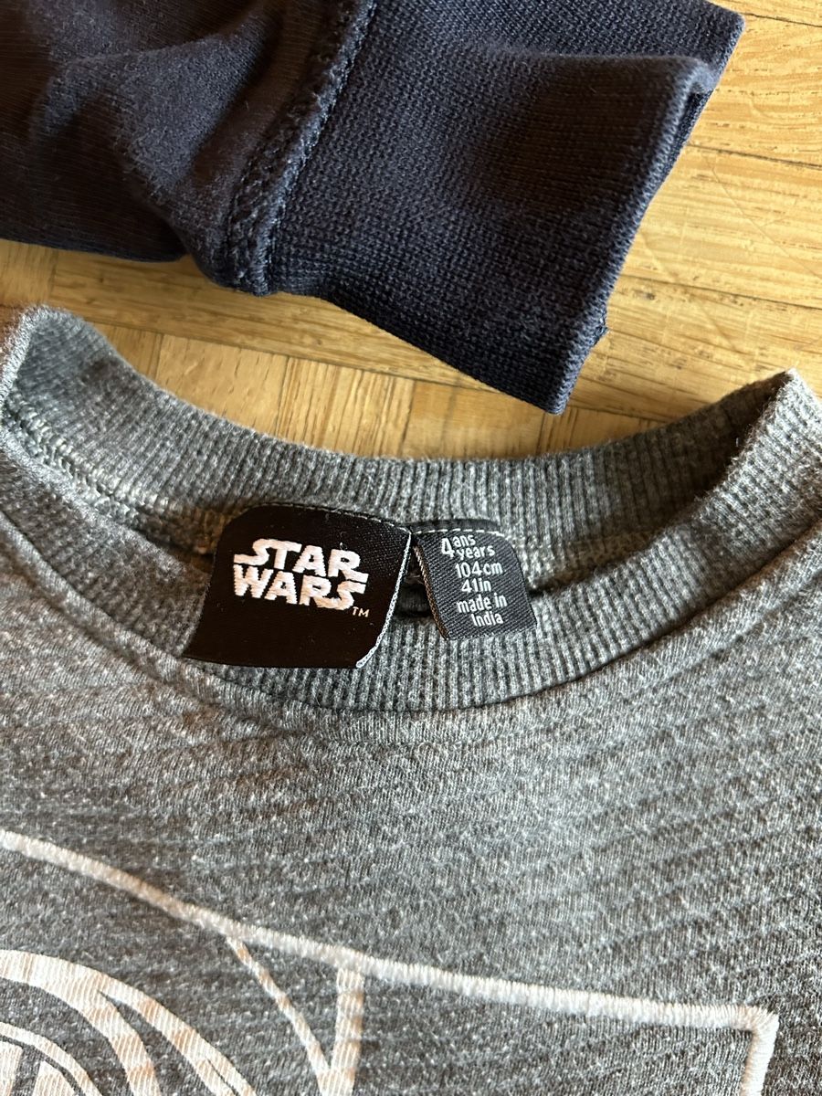 Maglioni & Felpe: 2 pullovers T.Hilfiger et Star Wars / taille 104 – Usato da Meyrin venduto da Bronx86 1