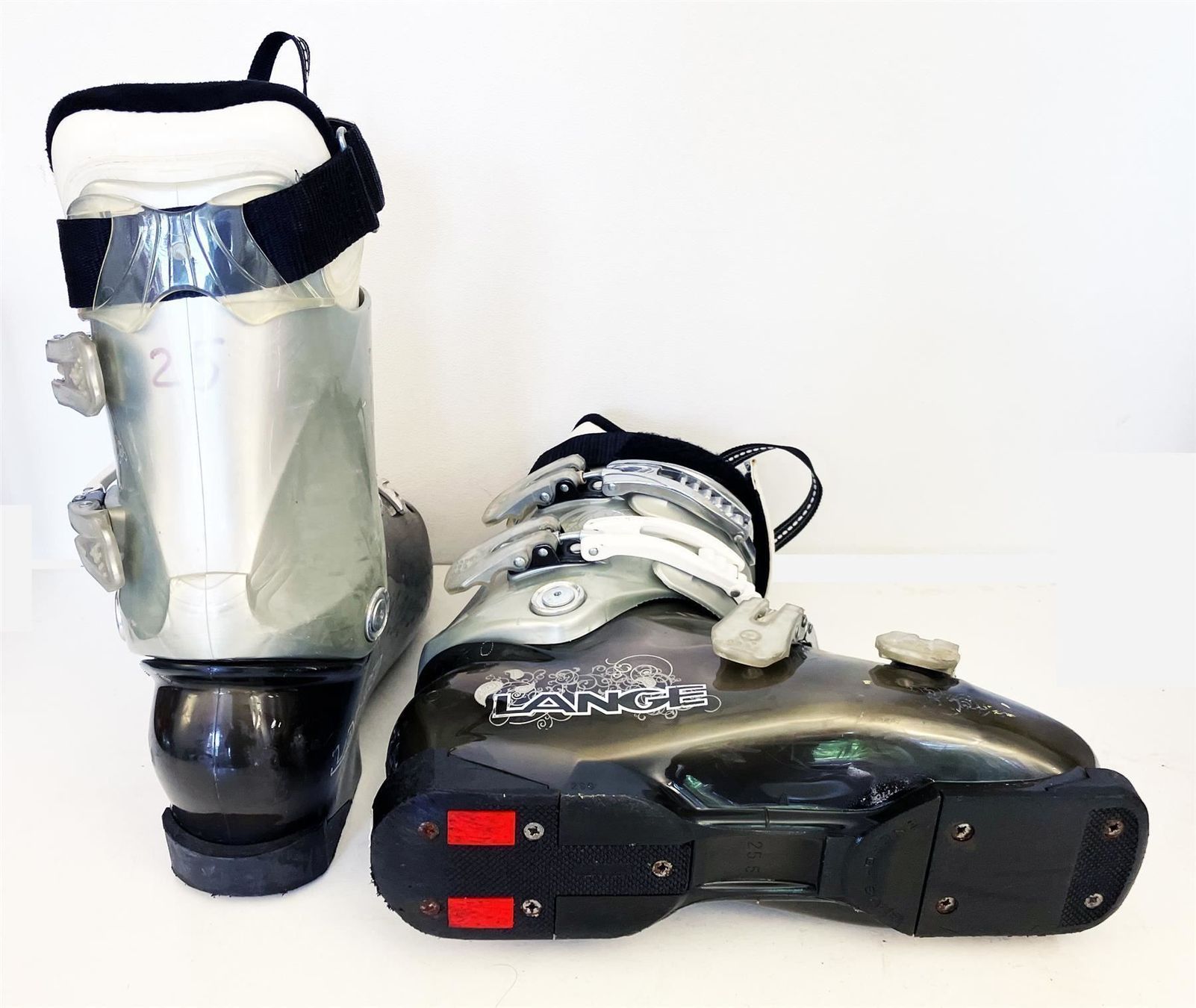 Scarpe da uomo: Skischuhe LANGE EXCLUSIVE 9; Grösse 40 – Usato da Brüttisellen venduto da SkiverkaufStepan 1
