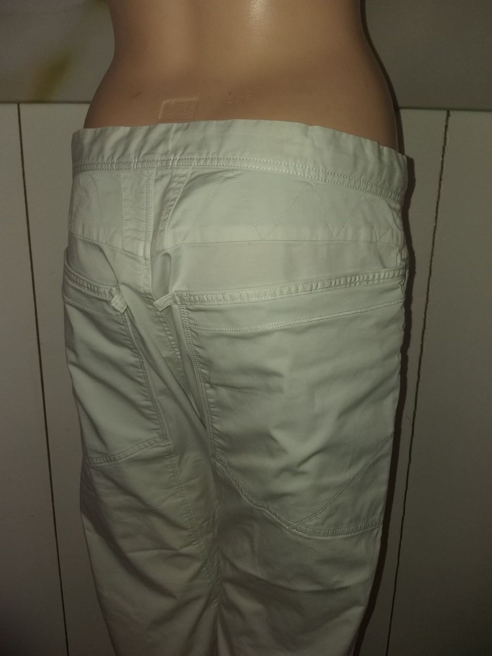 Girbaud Hosen: MARITHE FRANCOIS GIRBAUD Pantalon / Hose taille / Grosse W32 – Gebraucht aus Cossonay-ville von Super-Price-Quality 8