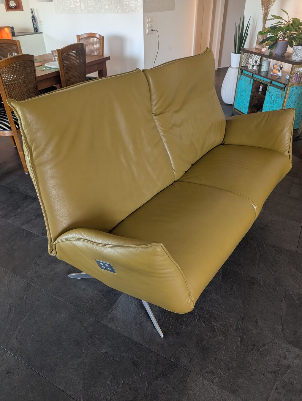 Koinor Divani: Koinor Recliner Sofa - Leather, Lightly Used. – Usato da Arni AG venduto da jes_w9zw 1