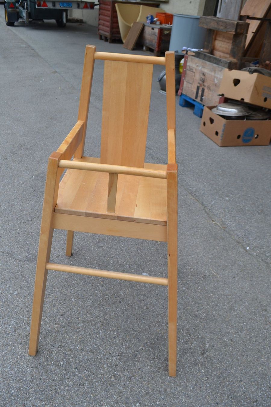 Ikea Seggioloni: Stabiler Kinderhochstuhl aus Holz Ikea – Usato da Wil SG venduto da Athi