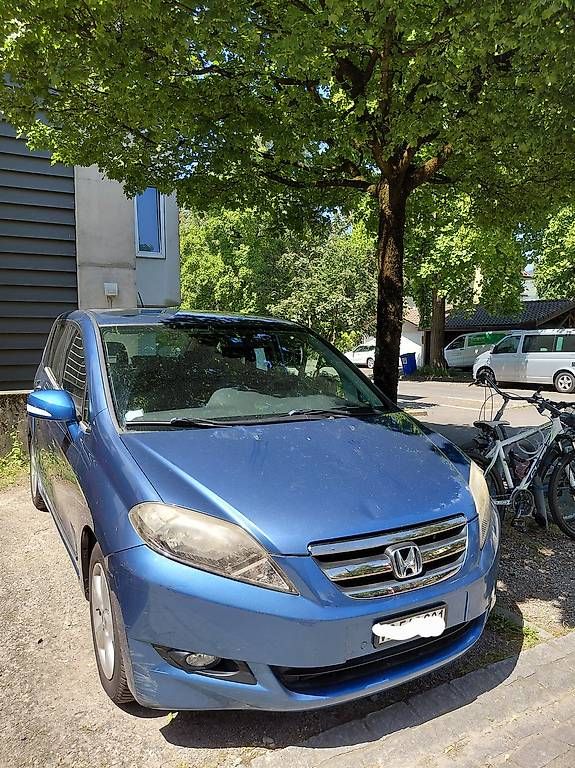 Autos: Honda FR-V 2.2 CTDI  2007  239890 km  6 places – Gebraucht aus Vevey von Mat31