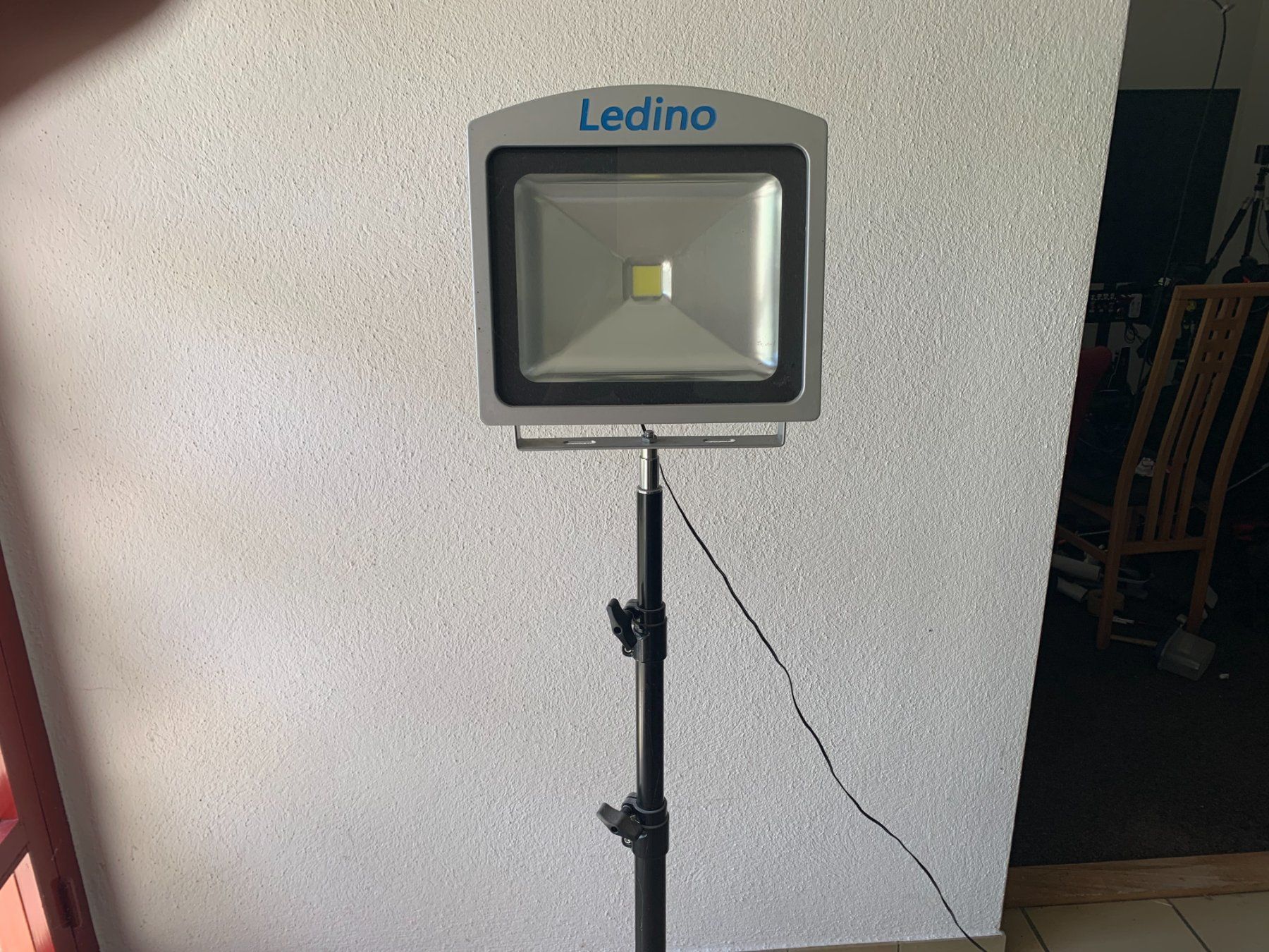 Lampade: Ledino Stalllampen 2 Stück – Usato da Hochwald venduto da horseboss