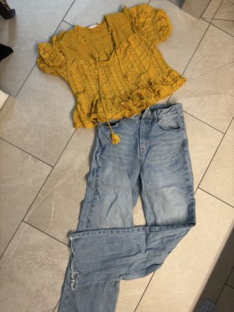 Mango Bluse & Pull&Bear Jeans, Top Zustand!