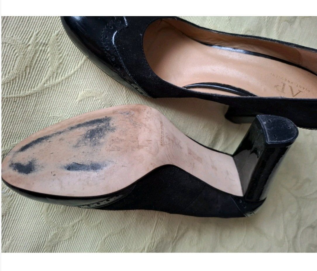 Scarpe da donna: Schöne Pumps Gr.39 Echtleder Schwarz AP – Usato da St.Gallen venduto da LaMiSa 2