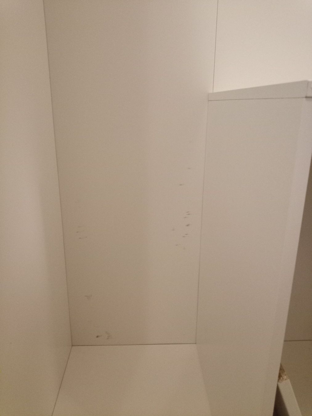 Ikea Armadi: Ikea Kleiderschrank weiss – Usato da Fribourg venduto da ffr_ytd2 3