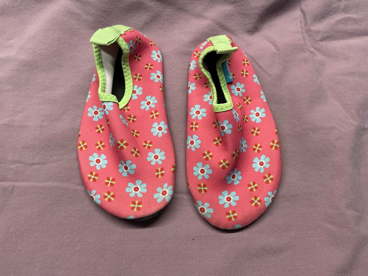 Schuhe für Jungen: Badeschuh Gr. 28/29 – Gebraucht aus Bergdietikon von stefania_88
