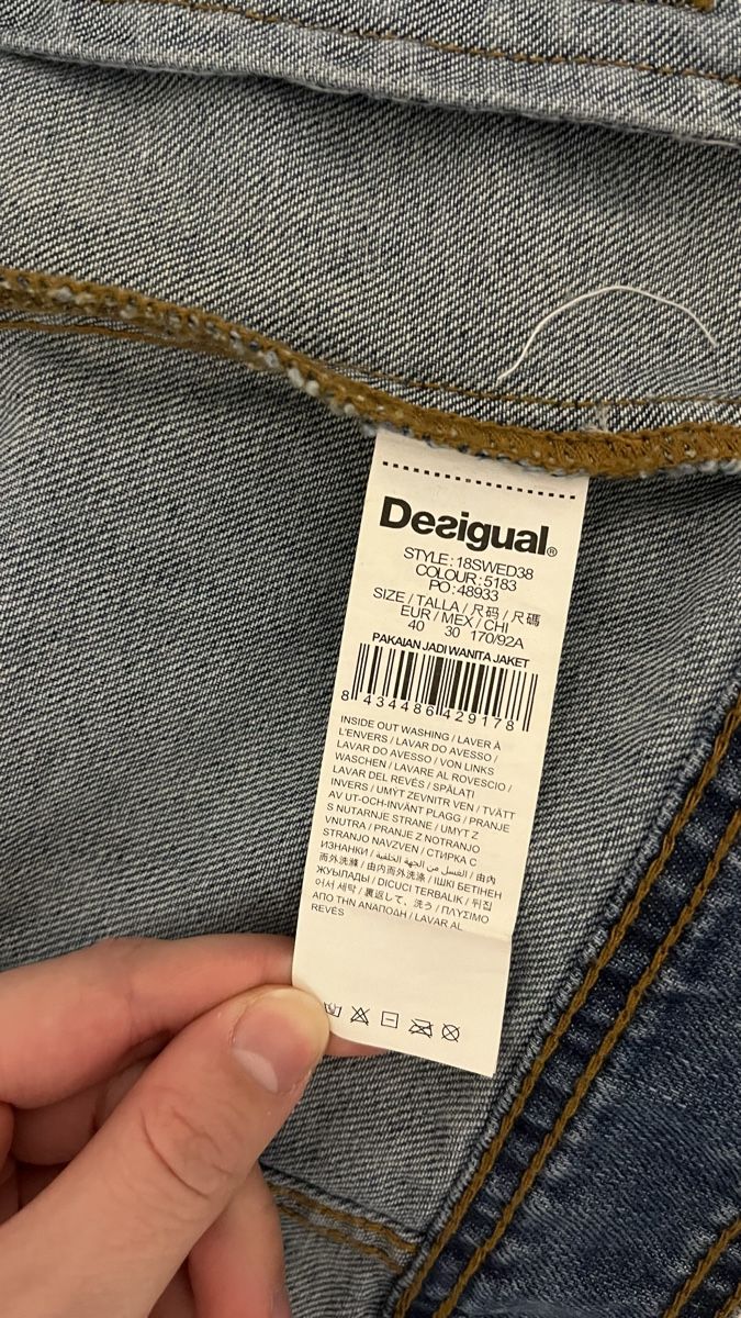Desigual Jacken: Desigual Jeansjacke mit Strickärmeln, Grösse 40 – Neu (gemäss Beschreibung) aus Kirchberg SG von lar_8mw6 3