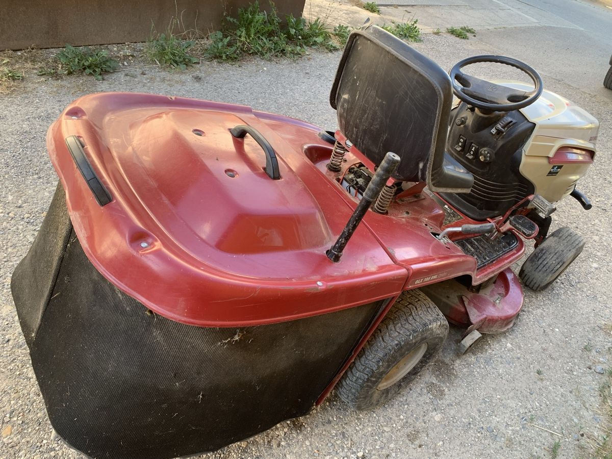 Gutbrod Tondeuses à gazon: Rasentraktor Gutbrod – D'occasion à Kappelen par MF1200 1