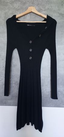 Strickkleid Only schwarz gerippt Grösse XS 