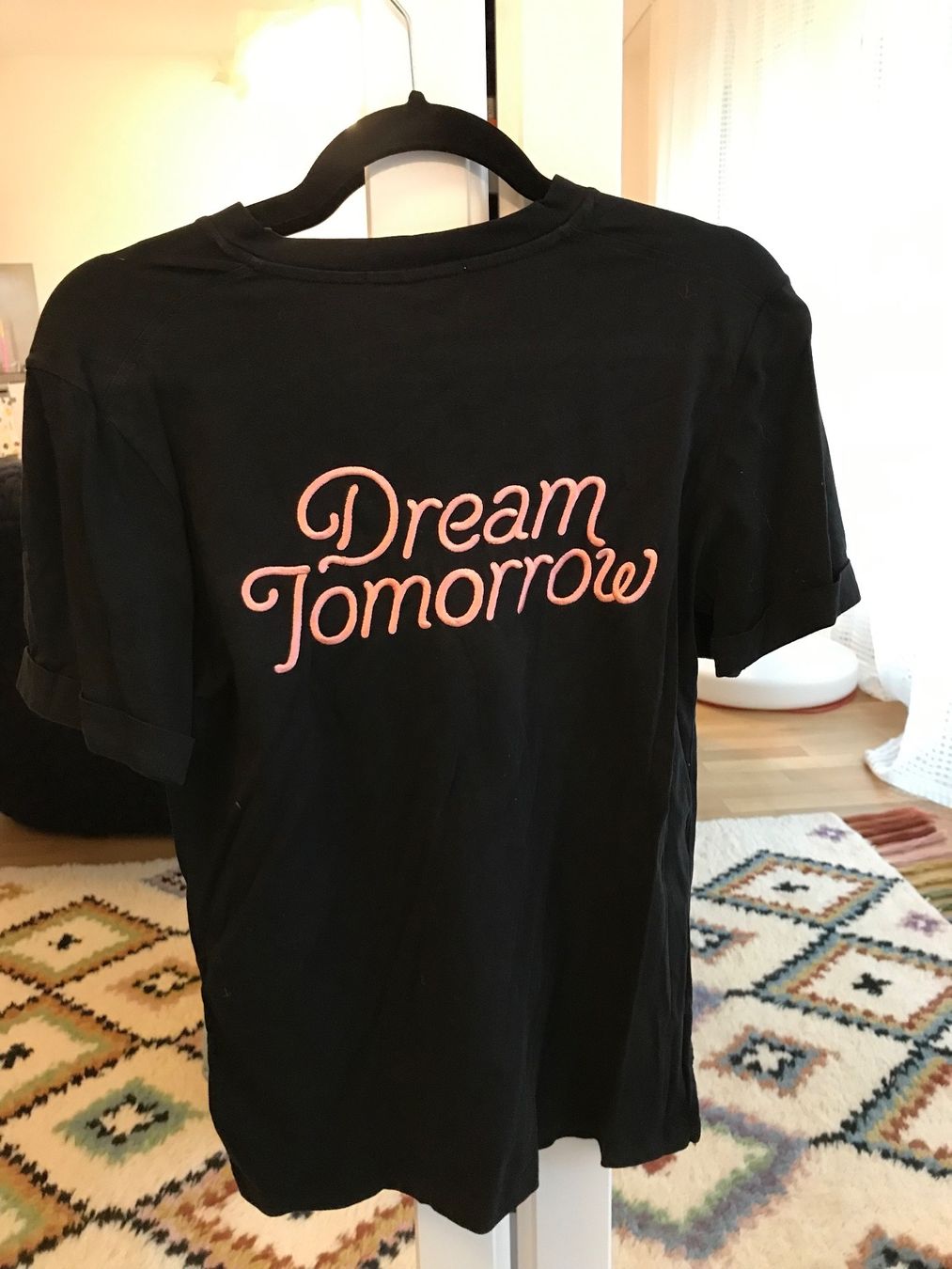 Maje T-shirt: T-shirt maje taille 2 – Usato da Lausanne venduto da Meganelausanne
