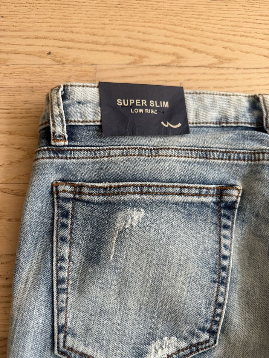 Jeans: LTB Jeans Gr. 33/32 neu – Nuovo e nell'imballaggio originale da Wallisellen venduto da Rally68 1