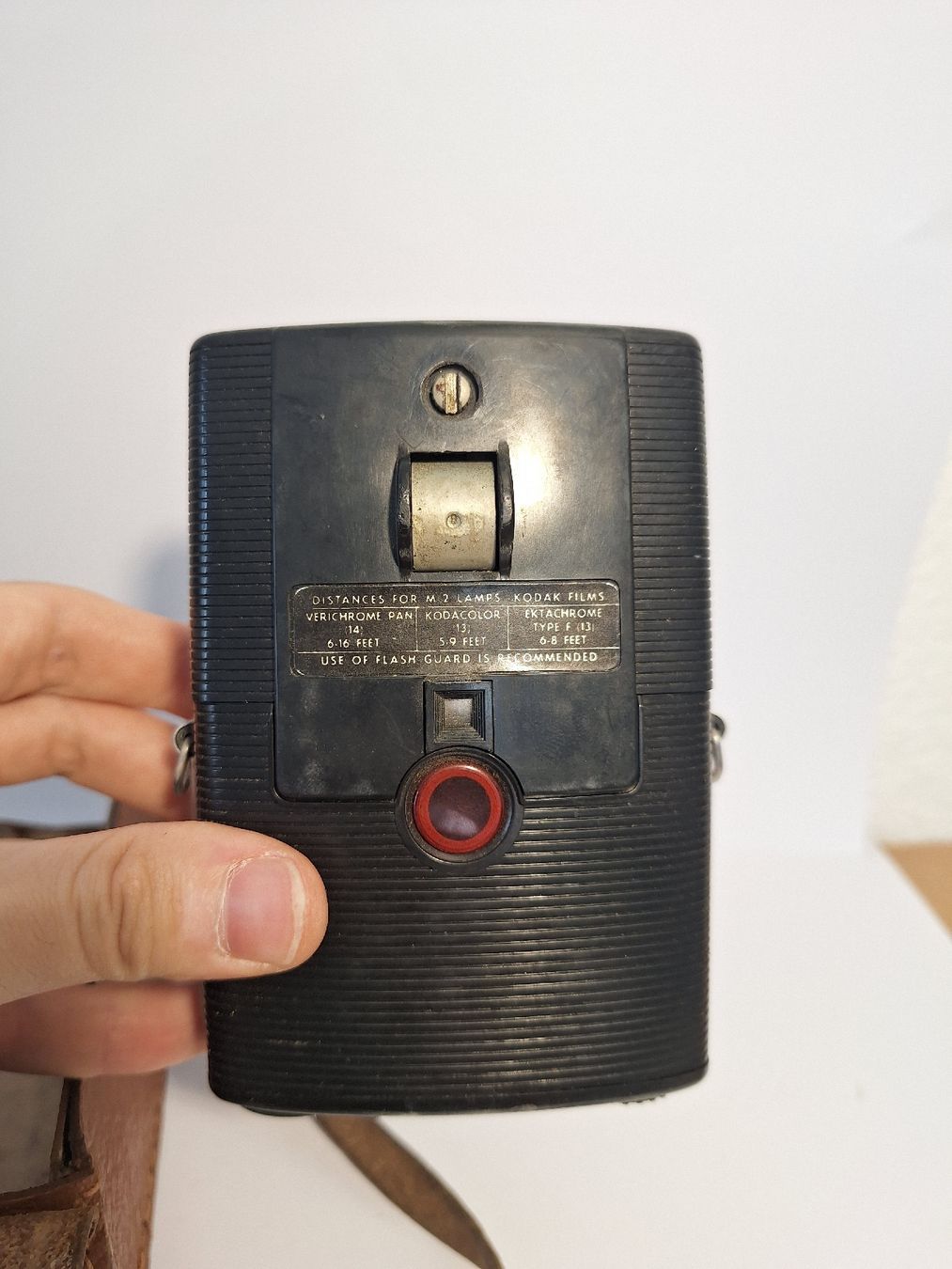 Kodak Kamera: Antike Kodak Brownie 44b + Blitz – Gebraucht aus Pfäffikon SZ von TobyPeterson 3
