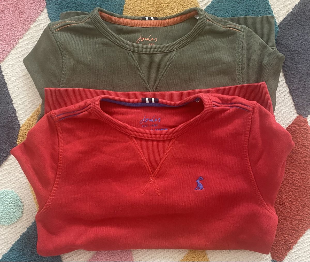 Maglioni & Felpe: Sweatshirts – Usato da Schlieren venduto da kaj_xvx7 3