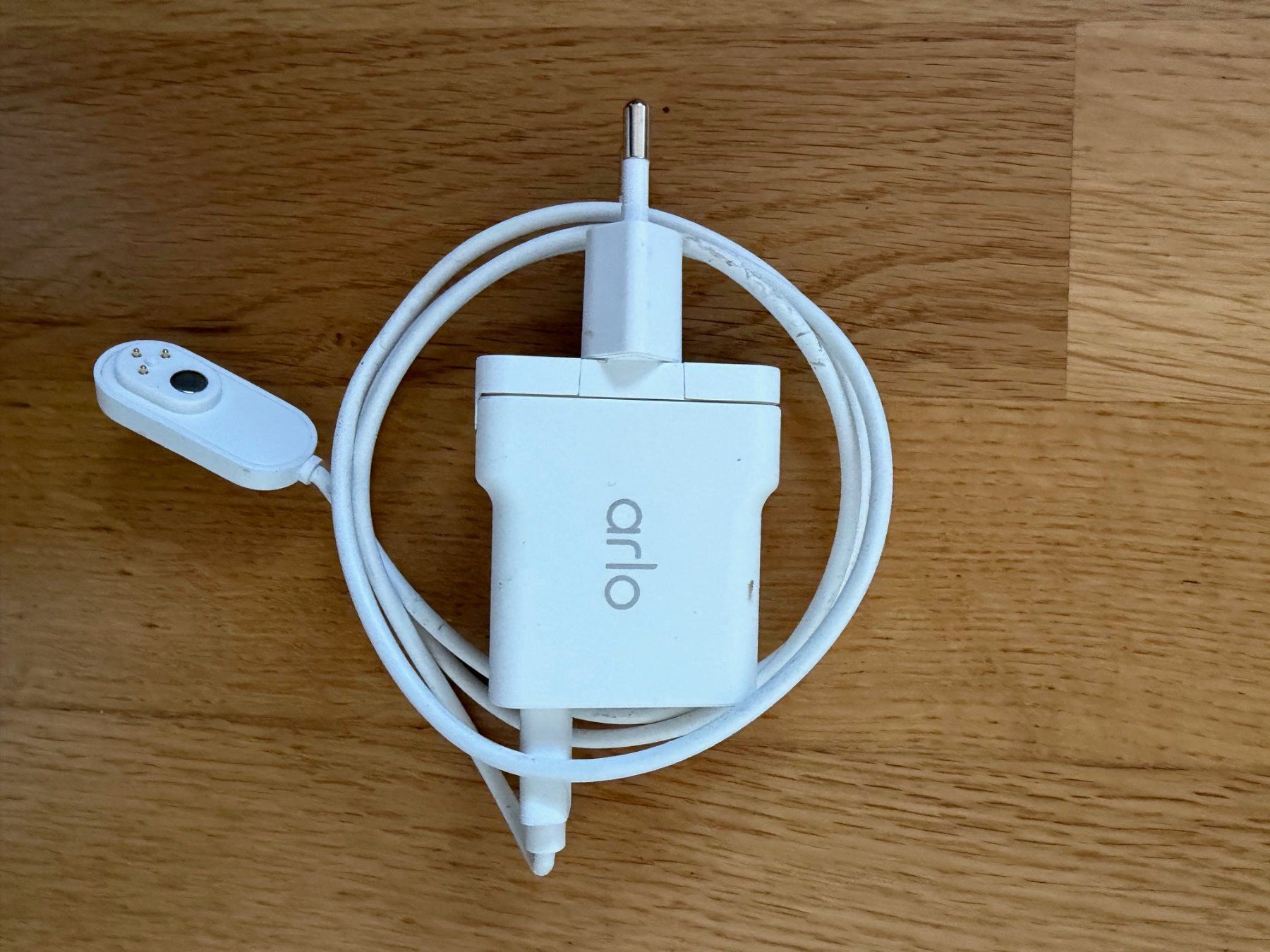 Arlo Cavi: Arlo Ladekabel – Usato da Küttigen venduto da Dumisani 2