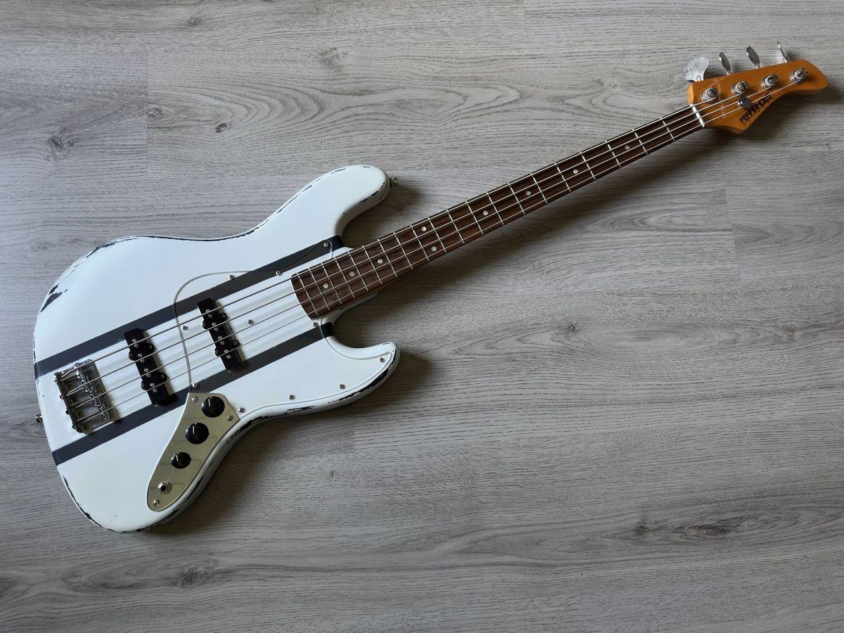 Strumenti musicali: Fernandes JB Bass – Usato da Recherswil venduto da Geruempel