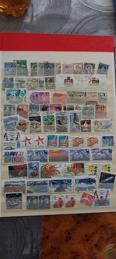 Tous les timbres: Collection de timbre suisse et etranger – D'occasion à Neuchâtel par NEMP 8