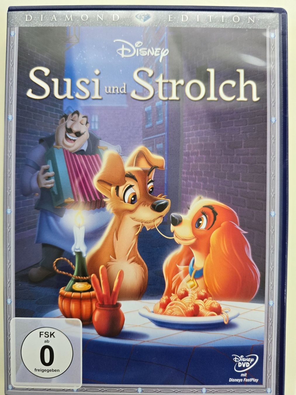 Tutti i DVDs: SUSI UND STROLCH - DIAMOND EDITION – Usato da Buchrain venduto da reloca