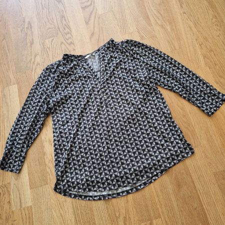 Schicke Bluse von H&M mit Muster, Grösse S/ M