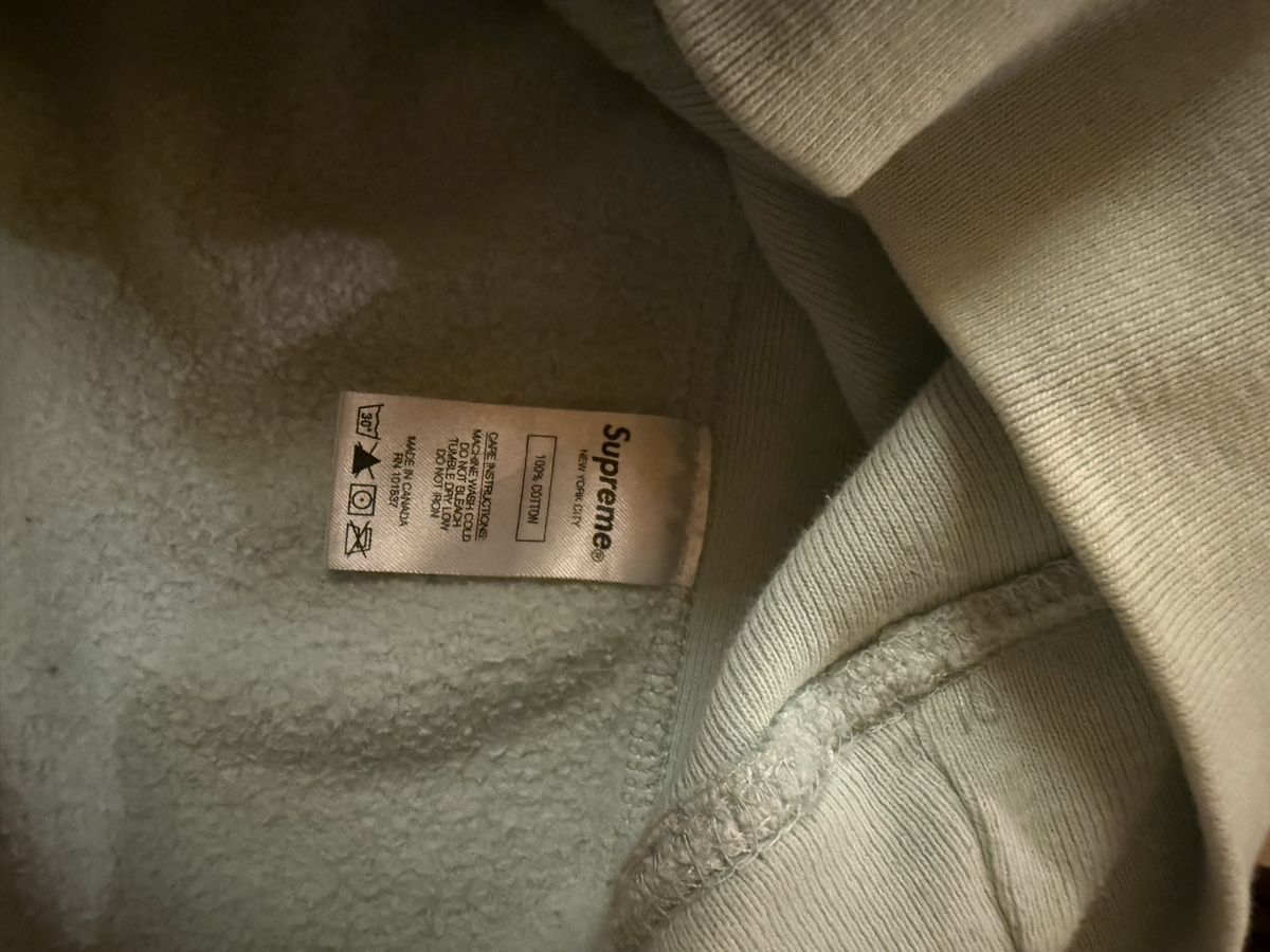 Maglioni & Felpe: Supreme hoodie – Usato da Bolligen venduto da lee_orange 3