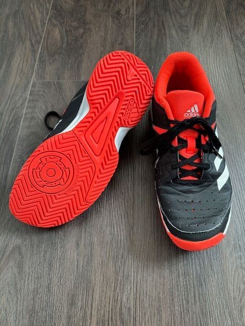 Adidas Herrenschuhe: Adidas Hallenschuhe Gr. 38 – Gebraucht aus Horgen von nafets8810 1