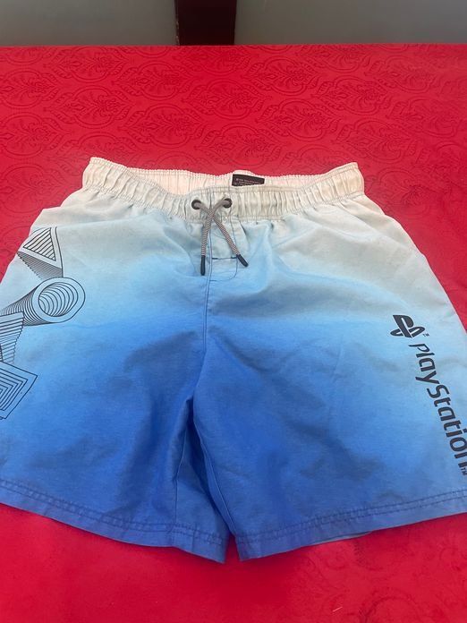 Costumi da bagno: Junge Badehose Playstation 170-176 – Usato da Bergdietikon venduto da antovale