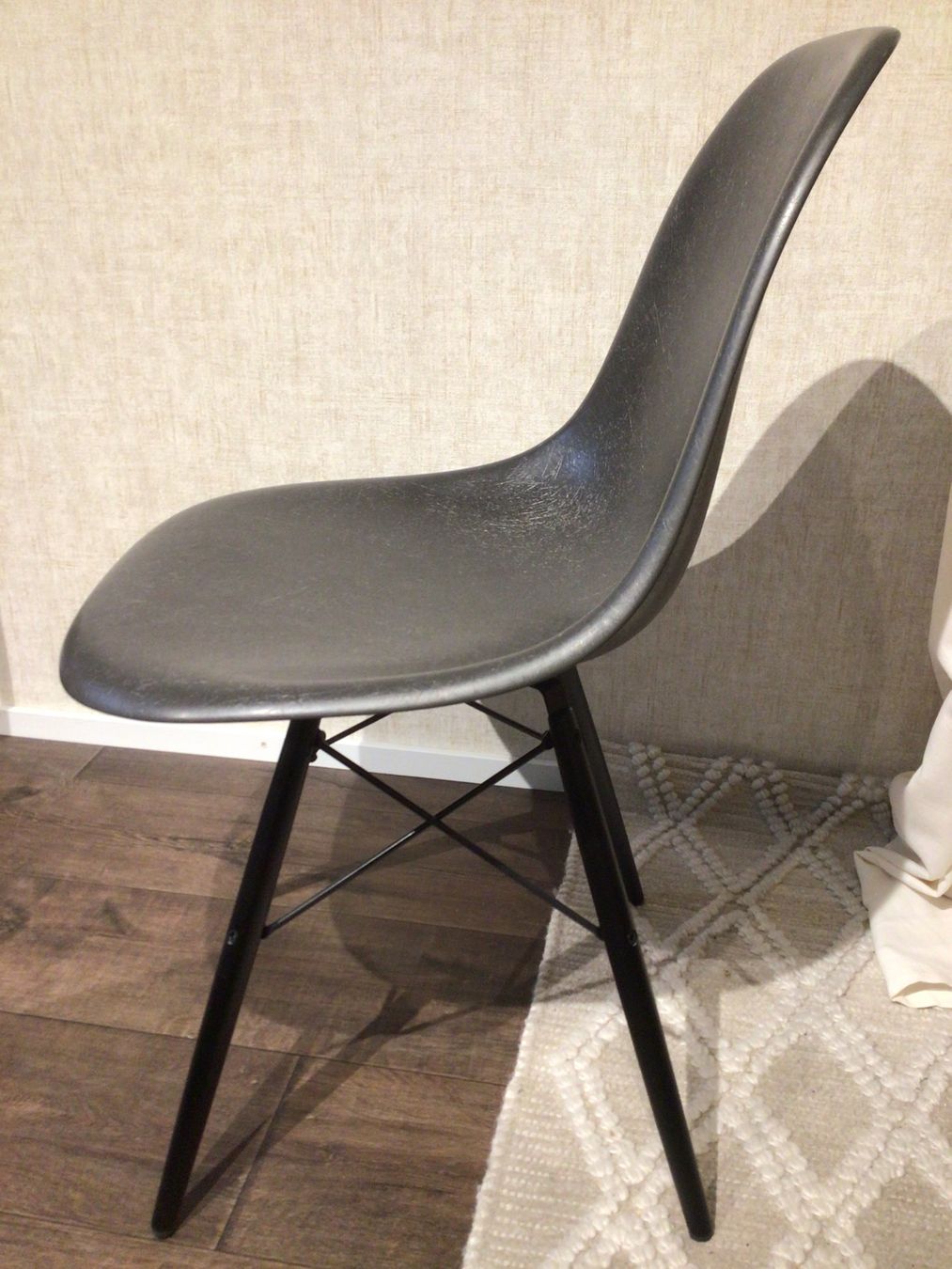 Vitra Sedie: Original Vitra Fiberglas Side Chair – Usato da arth venduto da Tasalo 2