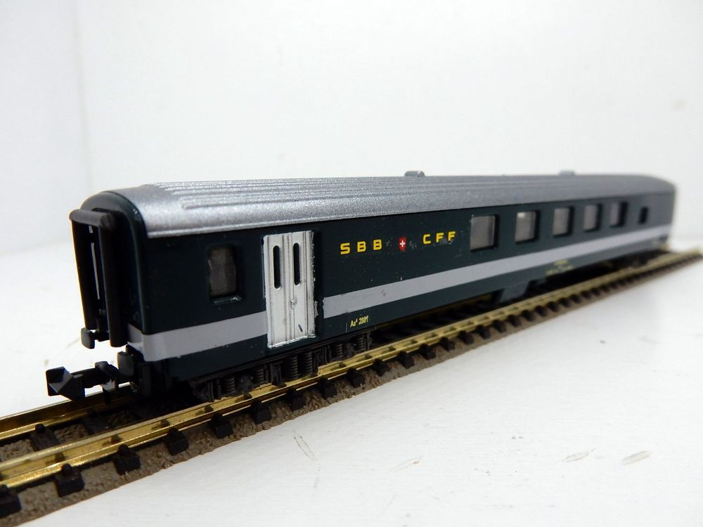 Wagon LILIPUT Voiture 2nde Classe C1 SBB-CFF Ep IV HO 1/87 - État Impeccable