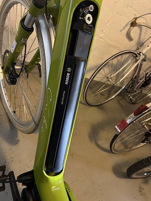 Biciclette: E Velo CUBE – Usato da Chur venduto da Ess-service-hauswart 2