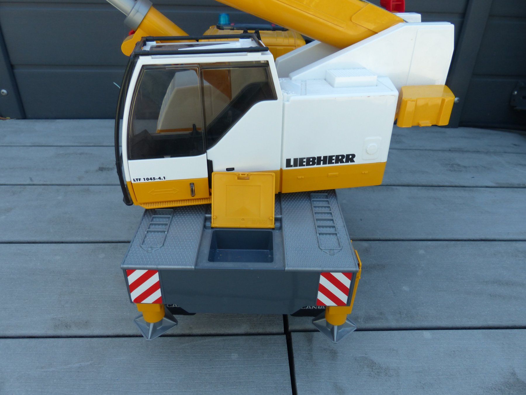 Bruder Jouets: Kranwagen Liebherr – D'occasion à Jona par Cinnestig 3