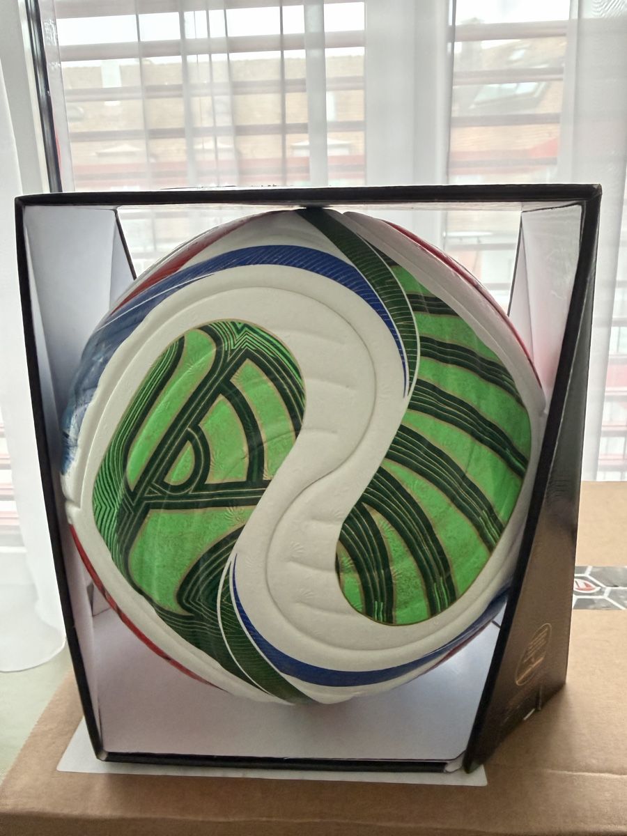 Palloni: Adidas Trionda Pro World Cup Matchball – Nuovo e nell'imballaggio originale da Zürich venduto da hon_b9fz 2